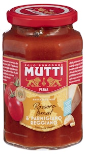 Mutti Pastasaus med Parmigiano Reggiano