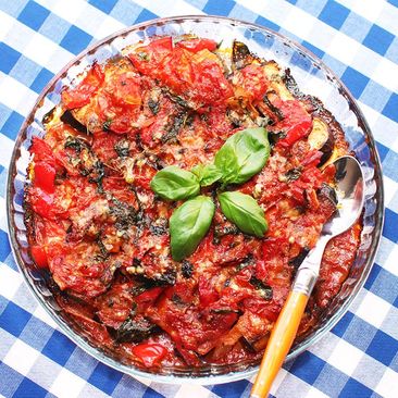 Quornfilé och rostad aubergine med tomat- och paprikatäcke 