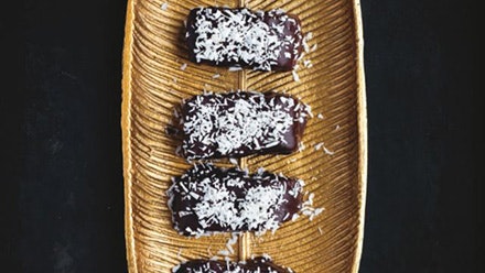 Chokladdoppade kokosbars
