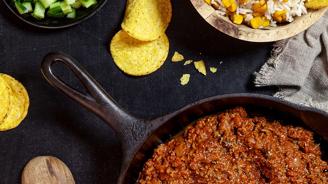 Mexikansk köttfärssås med krispigt majsris och nacho
