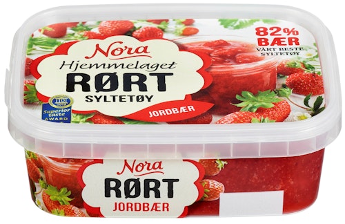 Bilde: © Nora / Oda Nora Hjemmelaget Rørt Jordbærsyltetøy Frosset
