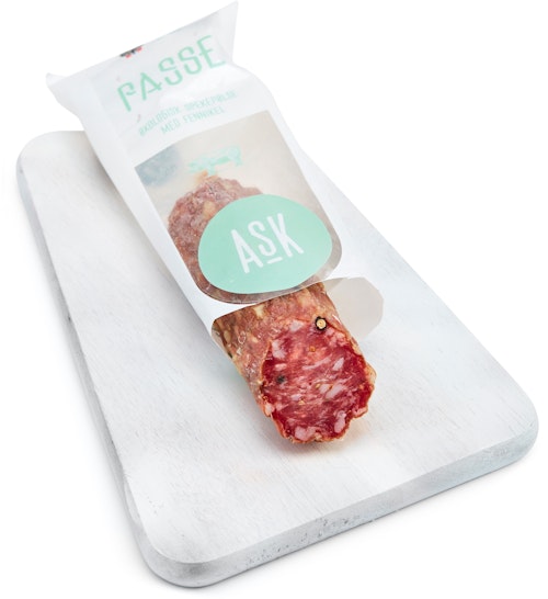 Bilde: © Ask Gård / Oda Ask Gård Passe Fennikel Salami Økologisk, 255 g