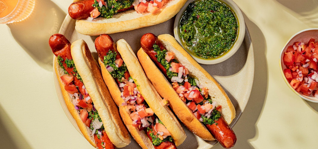 Chimichurri-chorizo hot dogit